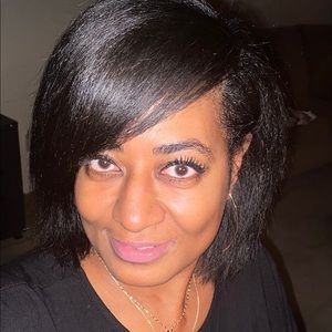 Meet your Posher, Crystal